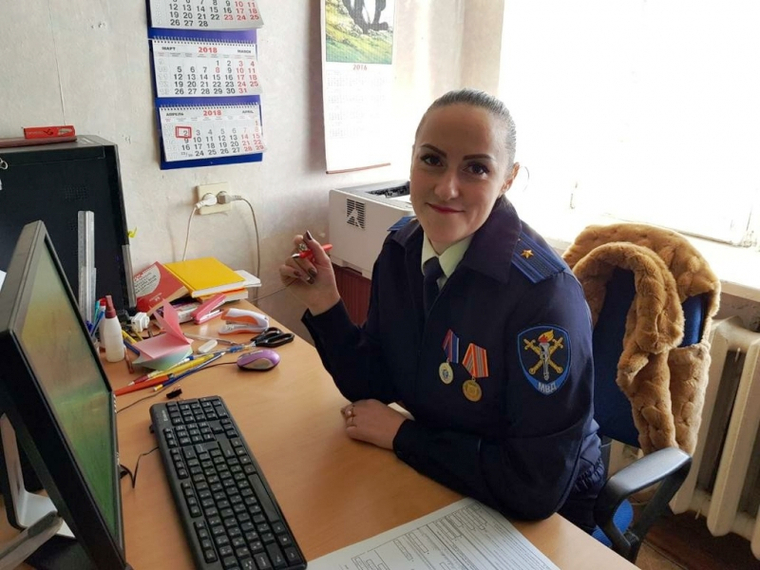 Следователь полиции Светлана Ярославцева. Именно она сделала все, что засадить врачу в тюрьму