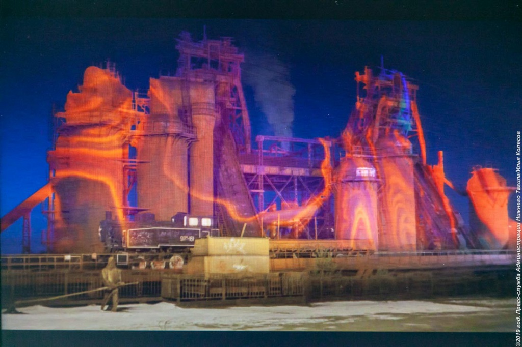 Эскиз световой инсталляции на заводе-музее