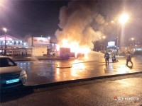 В Нижнем Тагиле на вокзале сгорел пассажирский автобус (фото, видео)