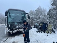 На Серовском тракте новая авария с участием автобуса: четыре человека погибли