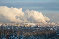 Жители Тагилстроя жалуются на густой смог с химическим запахом