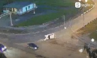В Нижнем Тагиле Chevrolet Cruze перевернул «Ниву» (видео)