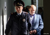 В Екатеринбурге осудили полицейских за провокацию взятки. Один из правоохранителей сын экс-замглавы Нижнего Тагила