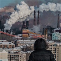 Свердловская область одна из самых грязных в стране: на 1 жителя приходится 240 кг вредных выбросов