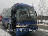 Под Нижним Тагилом рейсовый автобус протаранил фуру (фото)