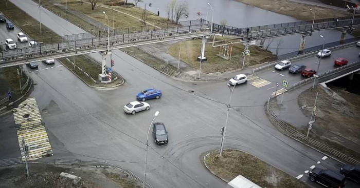 Мэрия запретит все левые повороты на перекрёстке Серова – Красноармейская ради снижения аварийности. Тагильчане уверены – будет только хуже