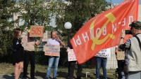 В Нижнем Тагиле прошел митинг в поддержку госпиталя Тетюхина