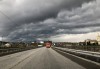 Жара всё: в Свердловскую область идут дожди и прохлада
