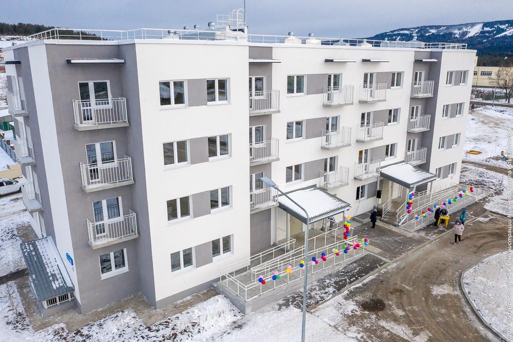 Под Нижним Тагилом за 68 млн рублей построили дом для переселенцев (фото)