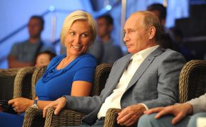 Западные СМИ назвали новой подругой Владимира Путина чемпионку мира по боксу из Нижнего Тагила (фото)