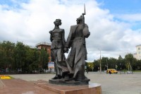 Памятник первым комсомольцам, пострадавший во время проведения Дня молодежи, приведут в порядок