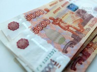 Среди вакцинированных от ковида будут разыгрывать по 100 тыс. рублей
