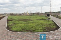 Посмотрите на экопарк без деревьев за 100 млн, который открывал замгубернатора Свердловской области. Он назвал это будущим городов