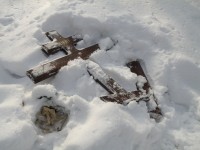 Малолетние вандалы, сломавшие под Нижним Тагилом 31 деревянный крест и 42 каменных надгробия, избежали уголовного наказания