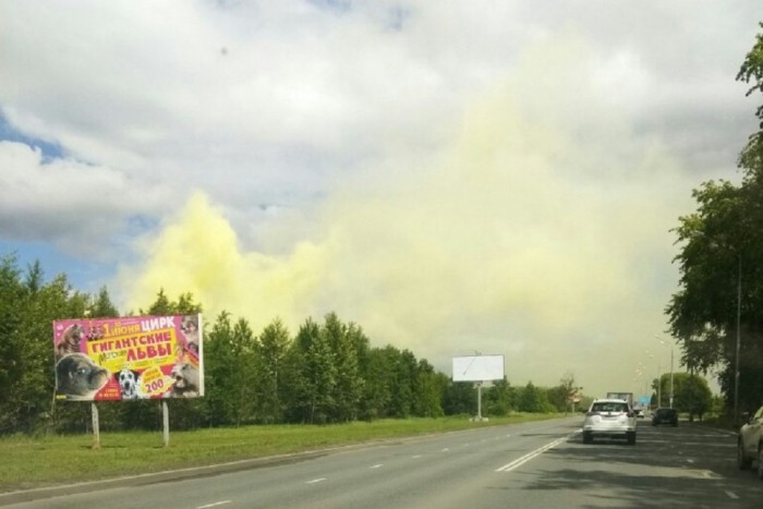 Произошла авария: в мэрии объяснили, почему на ЕВРАЗ НТМК были выбросы ядовито-жёлтого цвета