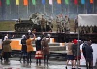 Зрелищное действие Дня танкиста увидят чиновники и УВЗ. Остальных тагильчан будут кормить солдатской кашей и транслировать праздник на экранах