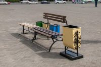 До 9 мая на улицах Тагила поставят новые скамейки и урны