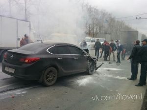 Серьезное ДТП на Восточном шоссе: в результате столкновения загорелся автомобиль и еще несколько повреждены (фото)