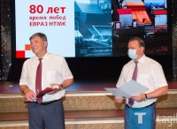 Директор ЕВРАЗ НТМК и депутат ЗакСО Кушнарев показал, что думает о коронавирусе и масочном режиме (фото)