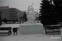 Именитые скульпторы приступили к работе над ледовым городком (фото)