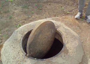 Двое детей провалились в канализационный колодец в Нижнем Тагиле. «Скорая и полиция ехали более получаса»