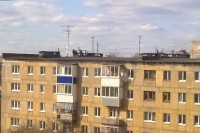 На Вагонке трое подростков гуляли по крыше пятиэтажки (фото)