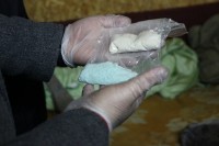 В Нижнем Тагиле поймали торговца наркотиками. У него нашли более 100 грамм запрещенного вещества (фото)
