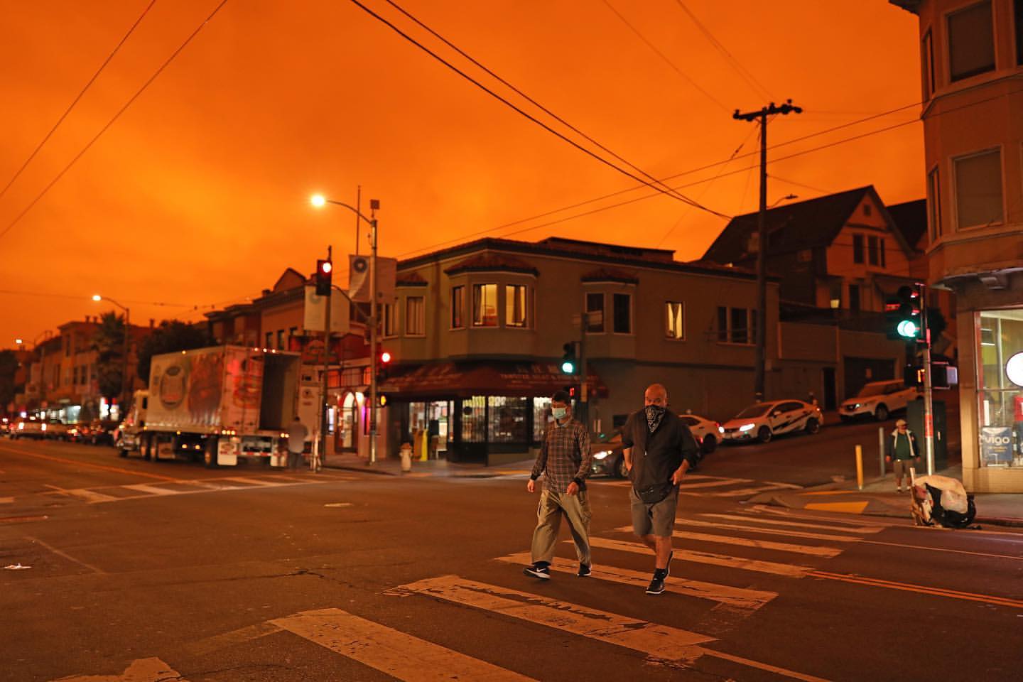 Пожары в Калифорнии сделали Сан-Франциско похожим на город из фильмов про А...