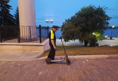 Власти Нижнего Тагила готовы полностью запретить электросамокаты