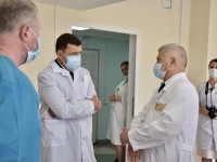 Куйвашев запретил переводить кардиологические отделения в ковидные стационары