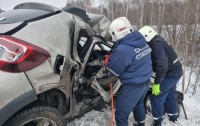 Под Нижним Тагилом в лобовом столкновении погибли два человека