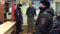Суд арестовал Навального на 30 суток. Политик призвал сторонников выходить на улицу