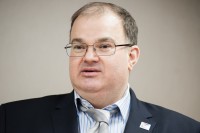 «Работа министра – не сахар»: губернатор Куйвашев встал на защиту главы Минздрава после многочисленных скандалов