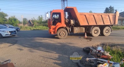 В Нижнем Тагиле мотоциклист при обгоне влетел в «Камаз»