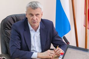 Сергей Носов провел закрытое совещание с депутатами-тагильчанами ЗакСо и призвал не голосовать за принятие бюджета области