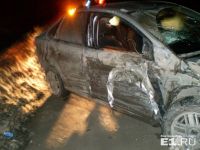 ДТП на Серовском тракте: виновник аварии скрылся а его пассажиры наоборот, стали помогать пострадавшим (фото)