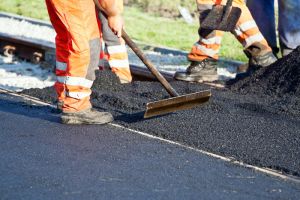 Гарантийный ремонт дорог подрядчики обещают завершить до конца июня