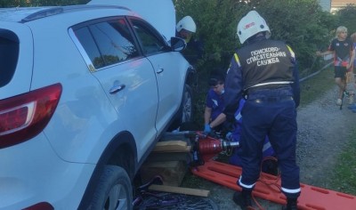Водитель кроссовера сбил велосипедистку в саду