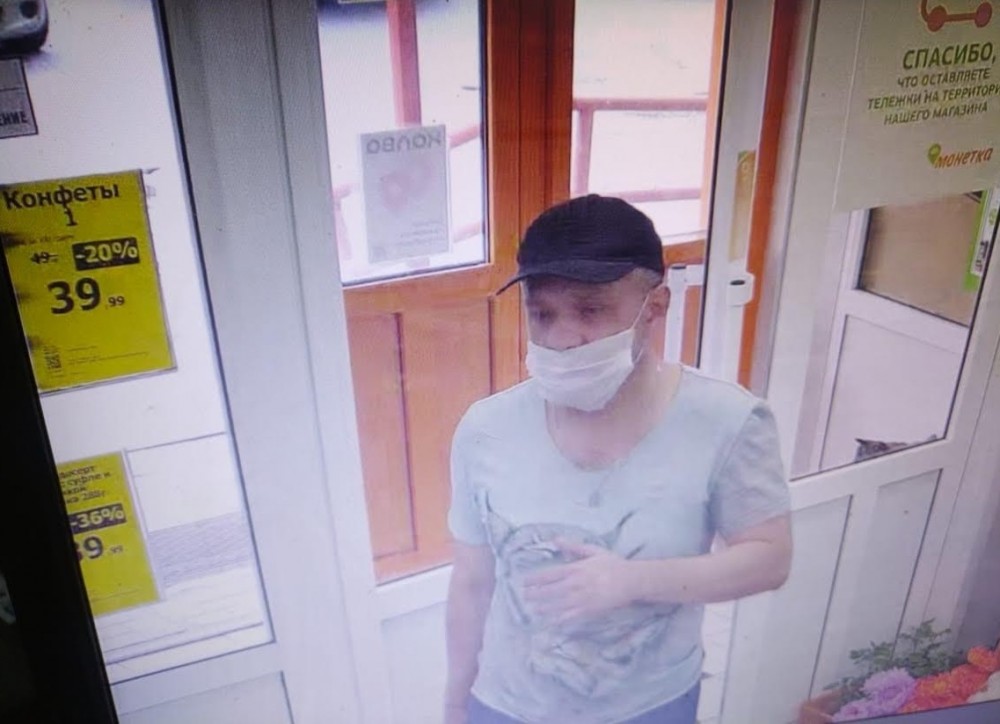 В пригороде Тагила разыскивают мужчину за кражу продуктов из «Монетки»