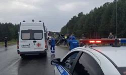 В страшной аварии на трассе под Тагилом погиб парень