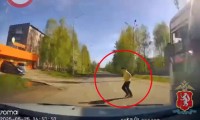 В Нижнем Тагиле сбили школьника, выбежавшего из-за автобуса: видео