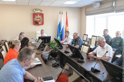 «Специалист предоставила неверную информацию»: глава Тагила встретился со взбунтовавшимися садоводами