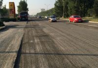 Дорожный триллер по-тагильски: асфальтовое покрытие с Черноисточинского шоссе сняли, а новое класть не собираются
