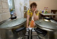Из-за долгов МУП «Горэнерго» посёлок Старатель четвертый день живет без горячей воды