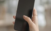 Работает только в Екатеринбурге и Тагиле: свердловчане жалуются на мобильный интернет