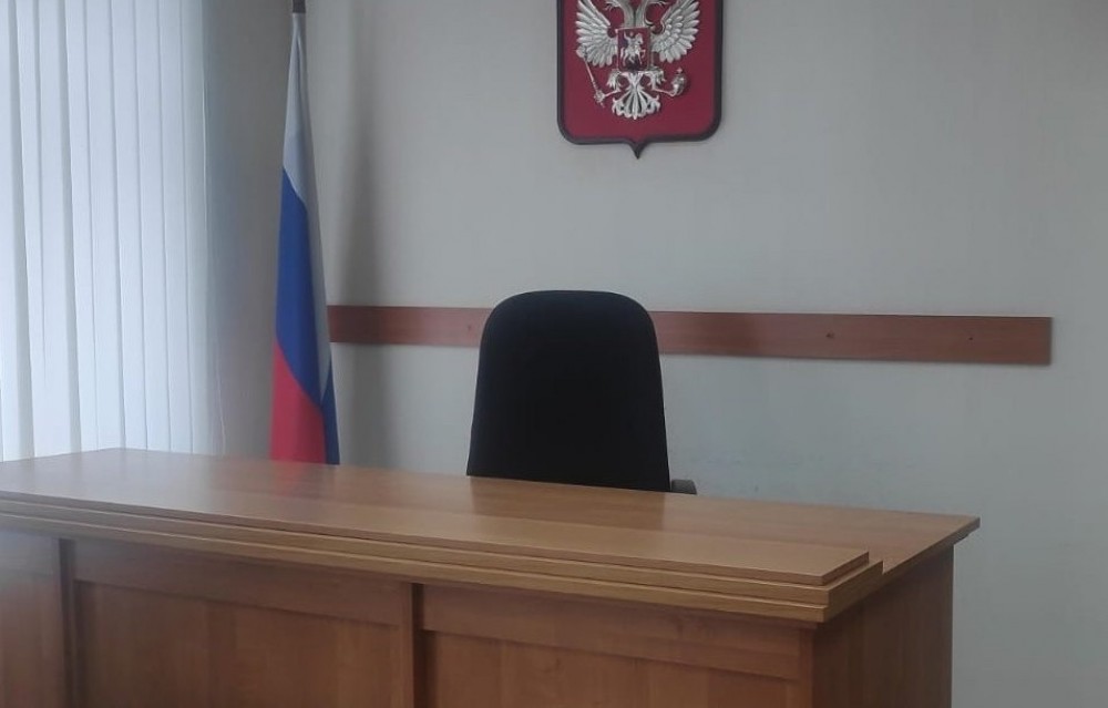 Экс-начальника цеха в Нижнем Тагиле обвиняют в вымогательстве взяток у подчинённых
