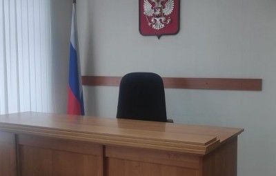 Экс-начальника цеха в Нижнем Тагиле обвиняют в вымогательстве взяток у подчинённых