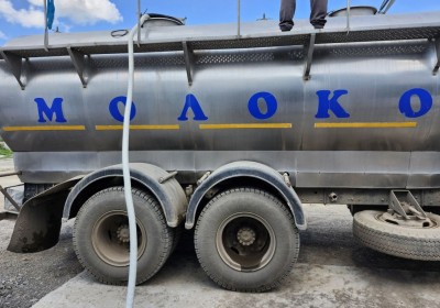 &laquo;Молоко нигде не принимают&raquo;: скандальный свердловский кооператив объявил о ликвидации