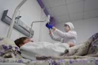 Дефицит кадров в свердловских больницах решат за счет ускоренной переподготовки студентов