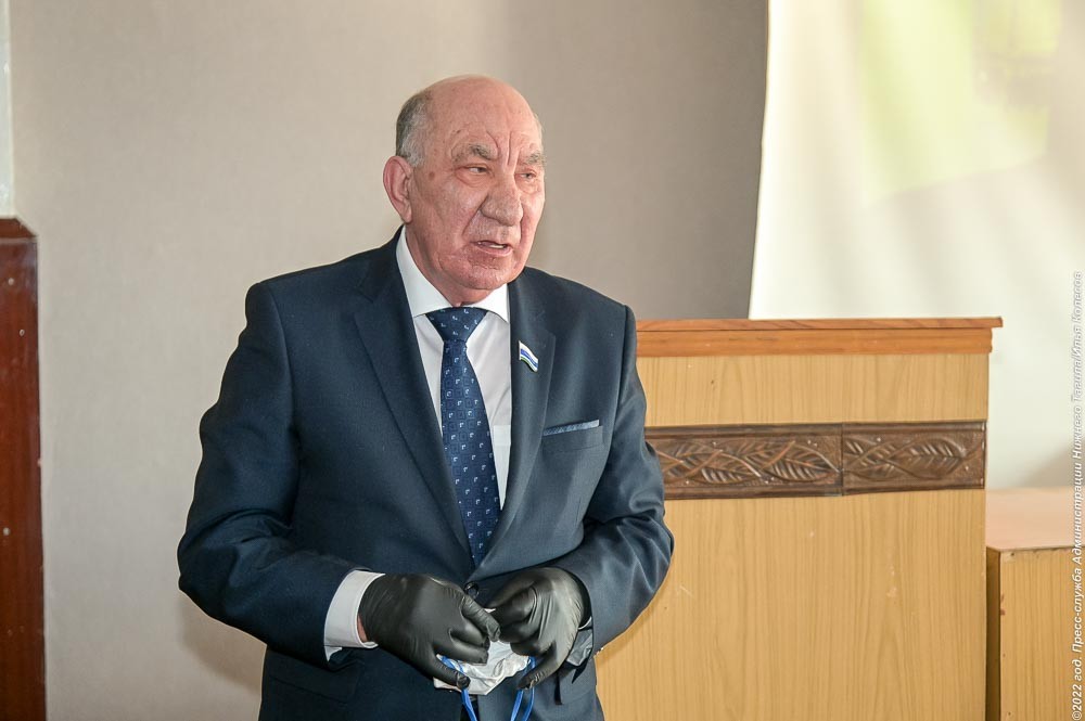 Депутат Радаев извинился перед мэром Нижнего Тагила за жалобу губернатору на ямы у дома ветерана
